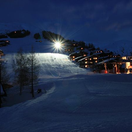 Gruppenhaus Im Walliser Alpstyle Rosswald ภายนอก รูปภาพ