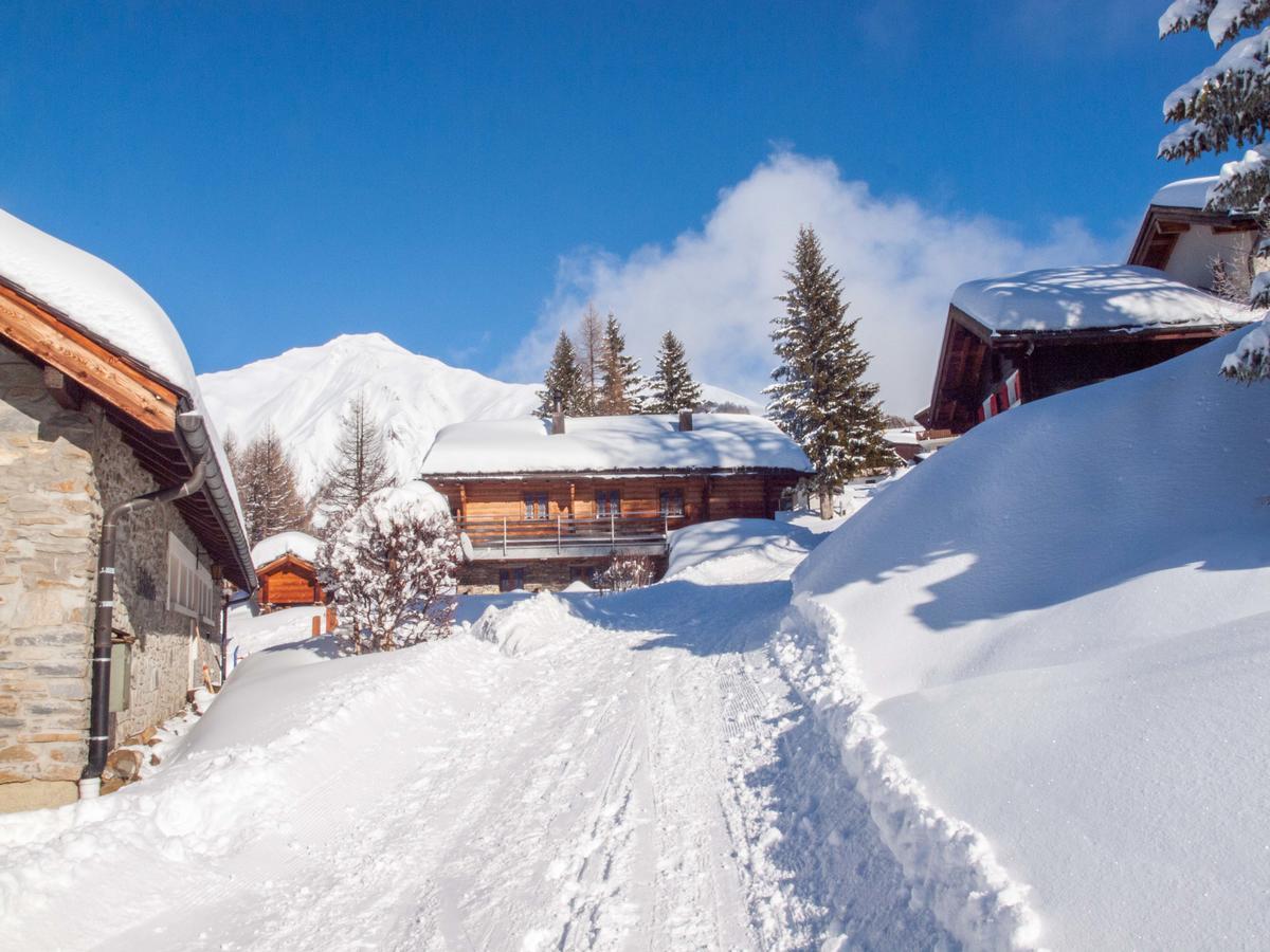 Gruppenhaus Im Walliser Alpstyle Rosswald ภายนอก รูปภาพ